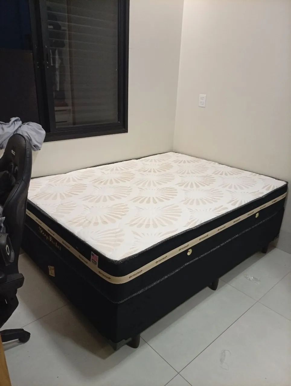 Cama casal box e colchão molas ensacadas 