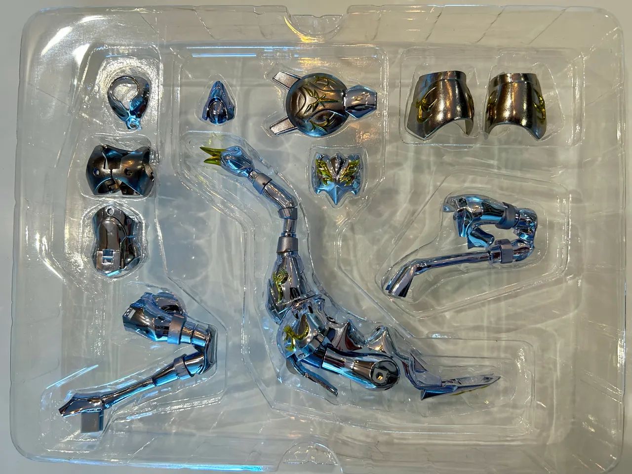 Cloth Myth 1.0 Hyoga de Cisne V4 Divino- Bandai - Hobbies e