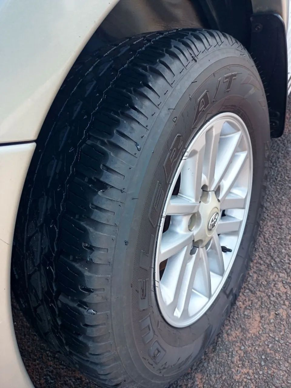 Hilux Srv ano 2014  - Foto 4