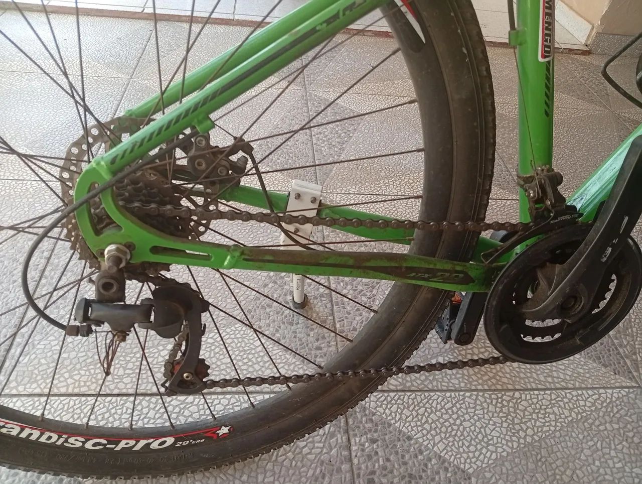Bicicleta usada num bom estado - Foto 4