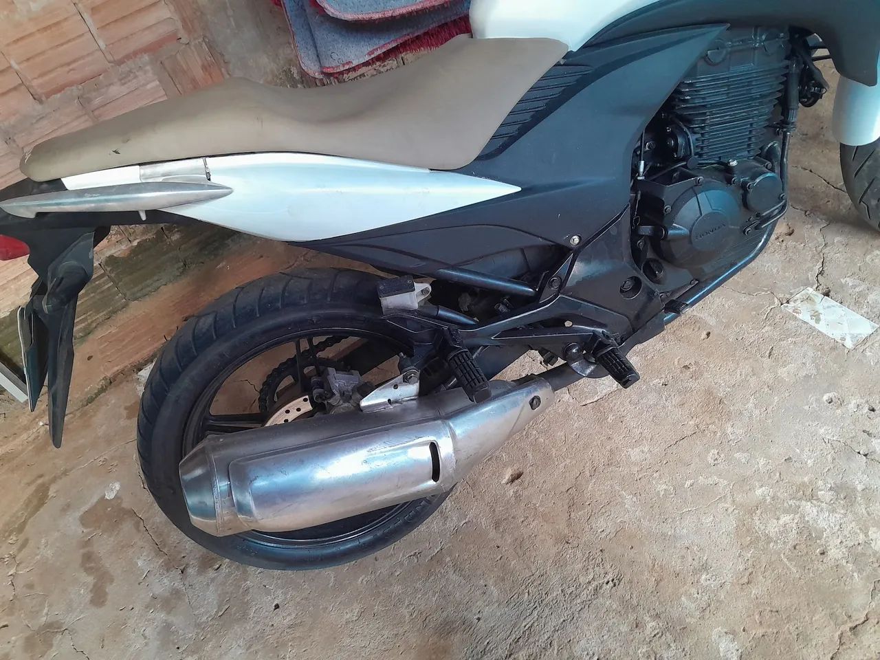 CB 300 - Foto 5