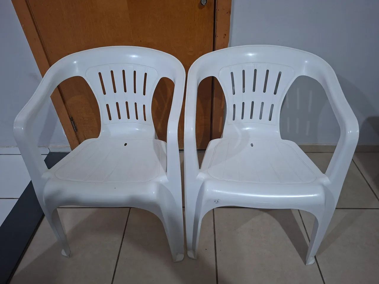 Jogo de mesa e cadeira  - Foto 3