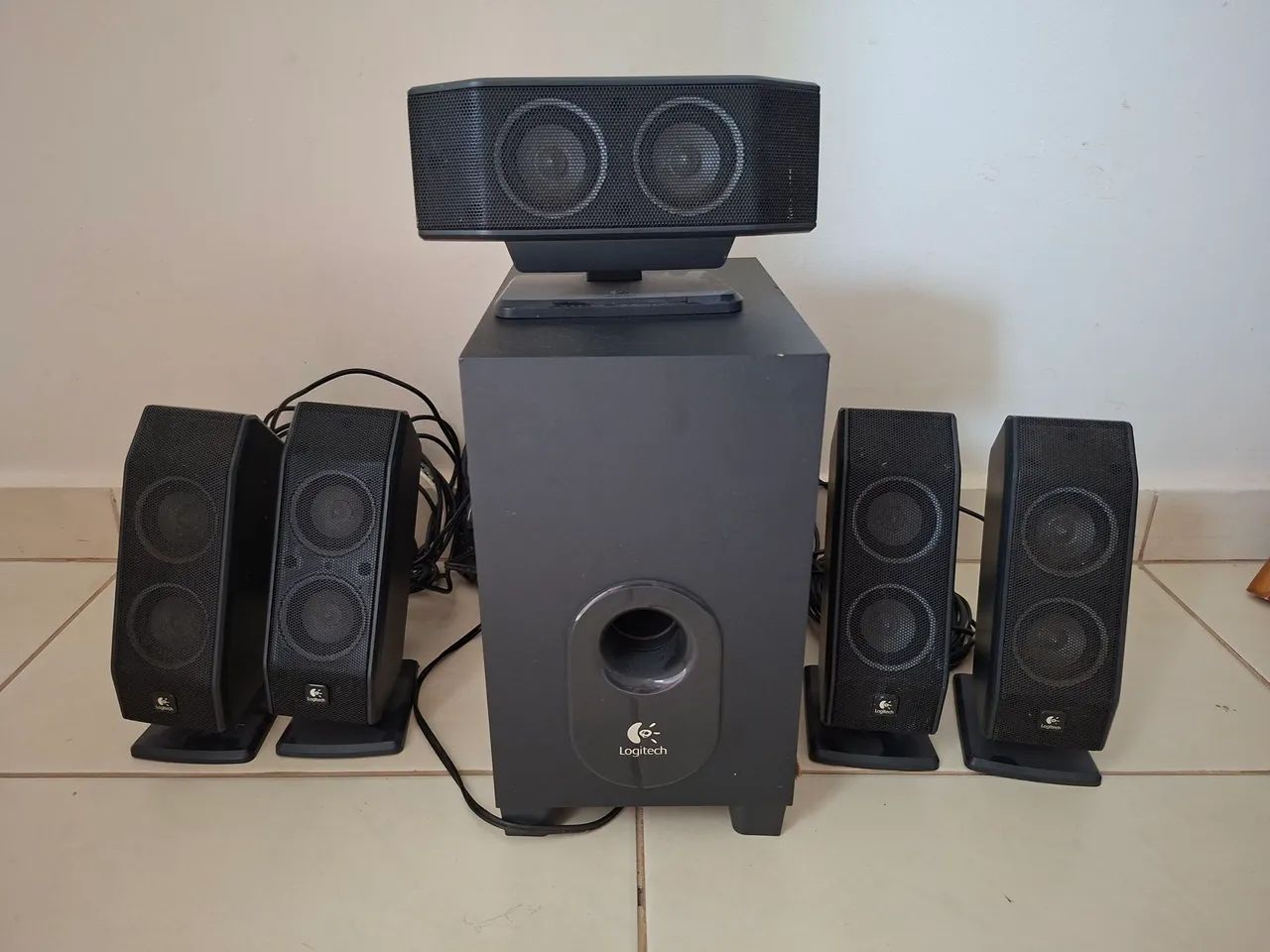 Som 5.1 Logitech - Foto 4