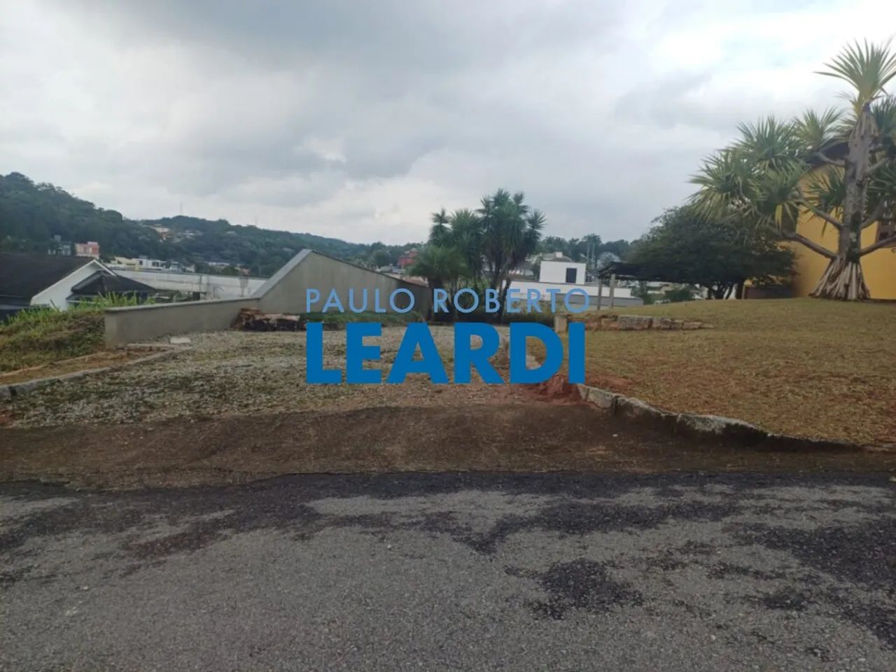 TERRENO EM CONDOMÍNIO - PARQUE DOS LAGOS - SP