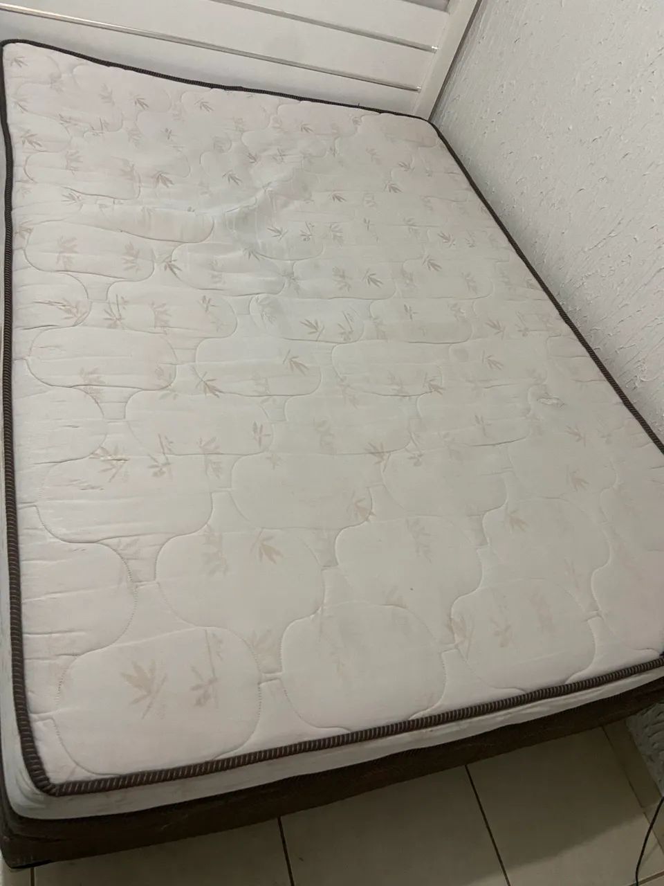 Cama de casal box ( colchão e base ) 