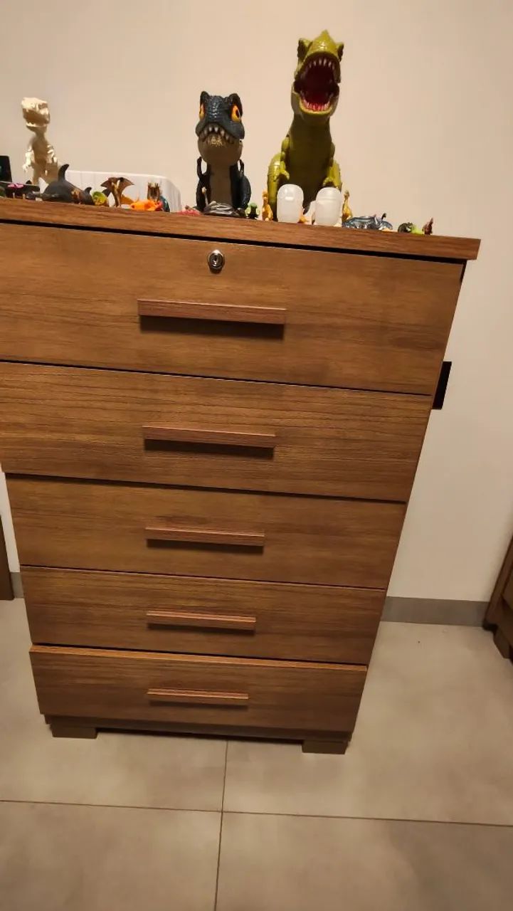 Guarda-roupa e comoda seminovos. Perfeito estado de conservação. - Foto 3