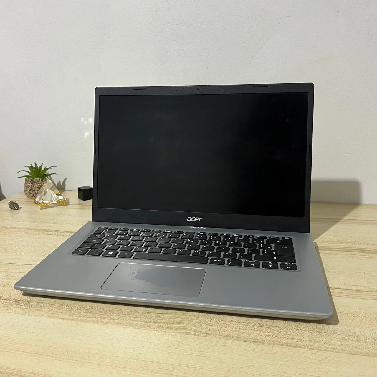 Notebook ACER seminovo