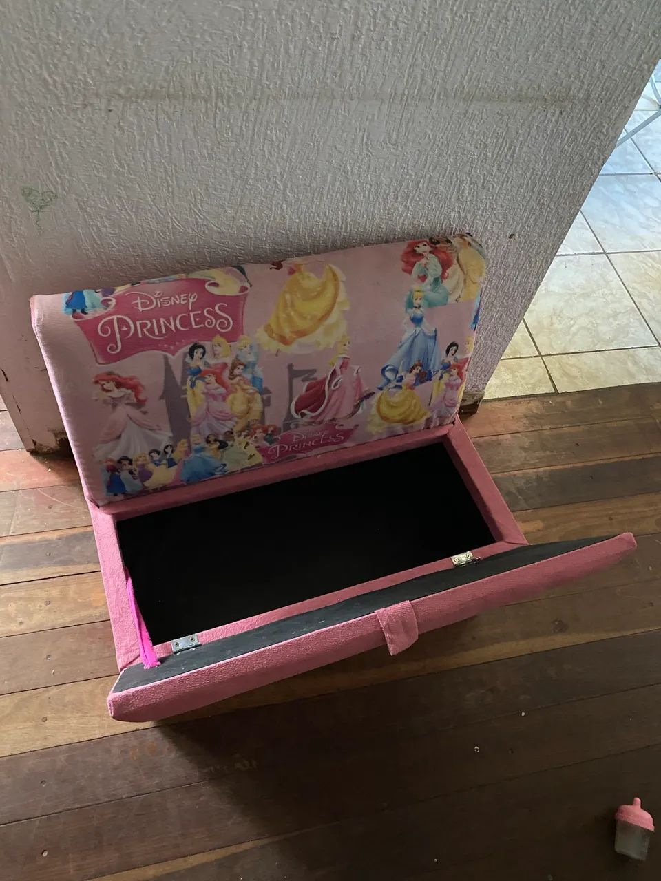 Baú infantil das princesas com assento  - Foto 3