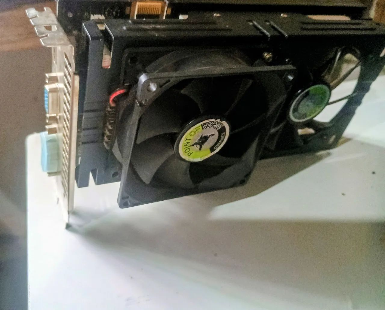 GT 9800 1gb 256 bits