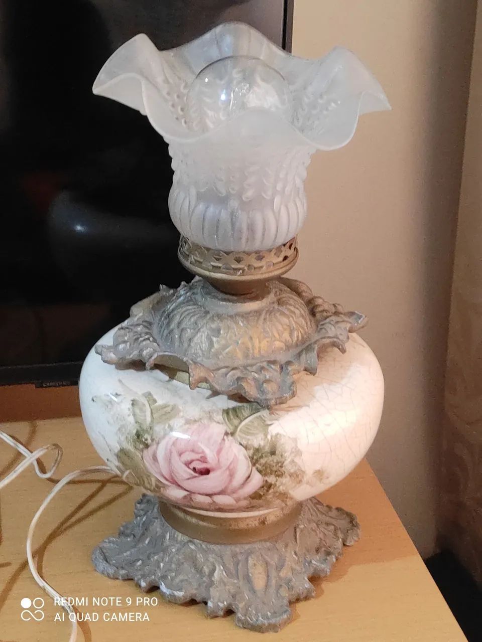 Luminária muito antiga: - Foto 4
