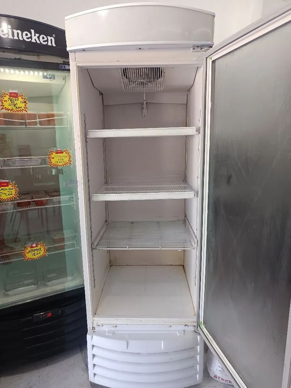 Expositora de bebidas cervejeira ou refrigerantes  - Foto 2