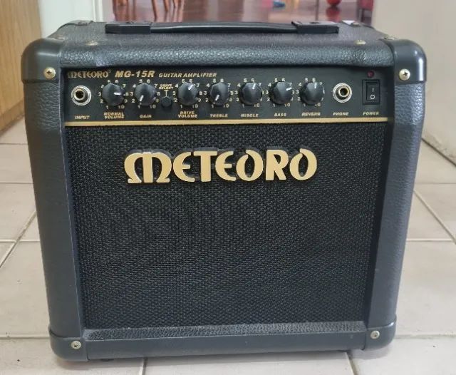 Amplificador de guitarra - meteoro MG15R
