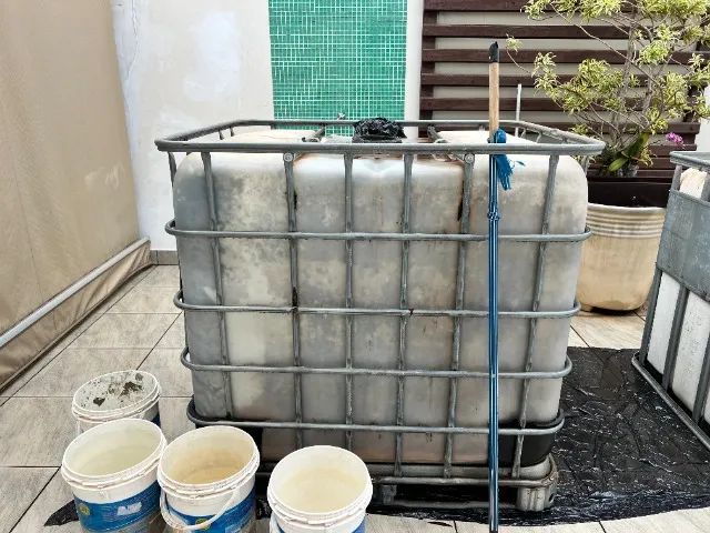 Containers 2 UNIDADES de 1.000 litros Usado para Agua NÃO Potável - Foto 2
