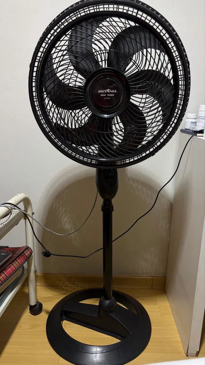Ventilador  de pé  - Foto 4