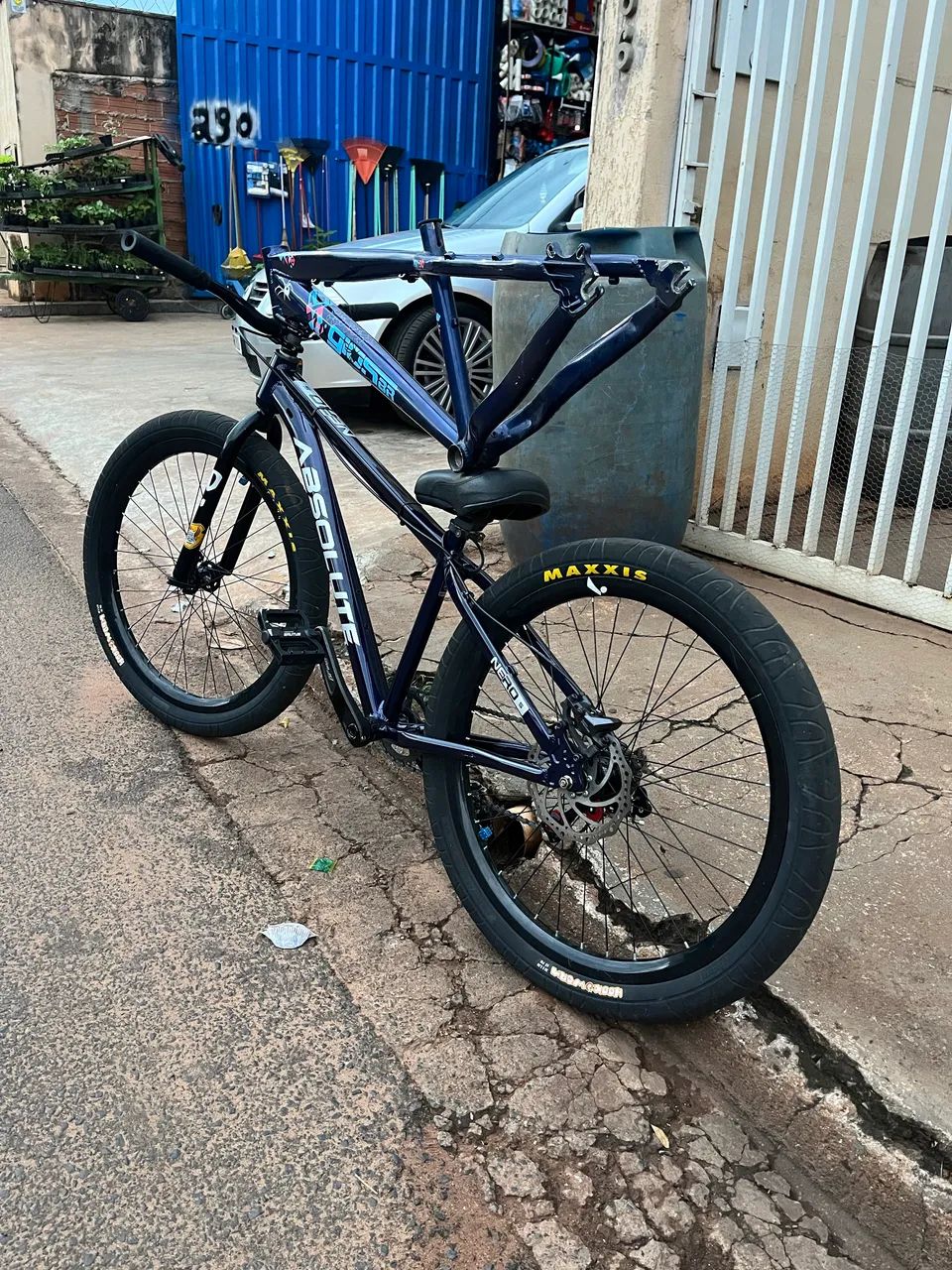 Absolute Nero 5 com shimano deore M-6100 pra sair rápido  - Foto 4