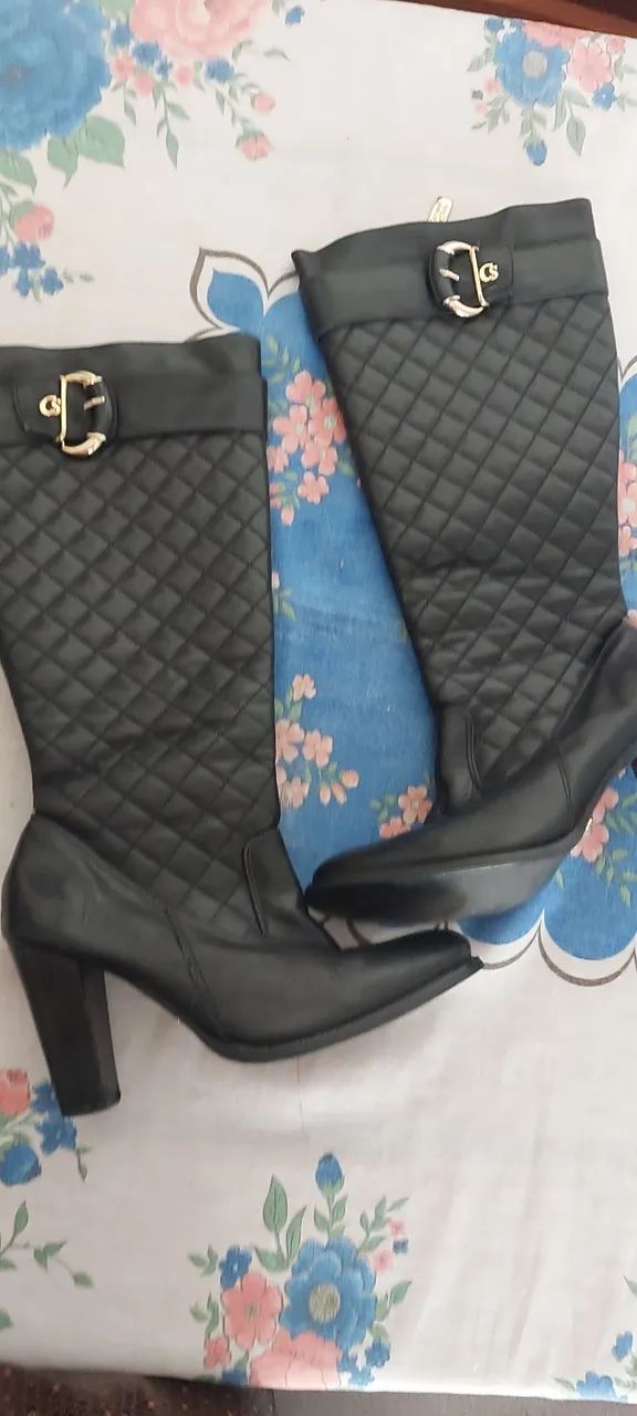 Bota preta Carmen Steffens - Foto 2