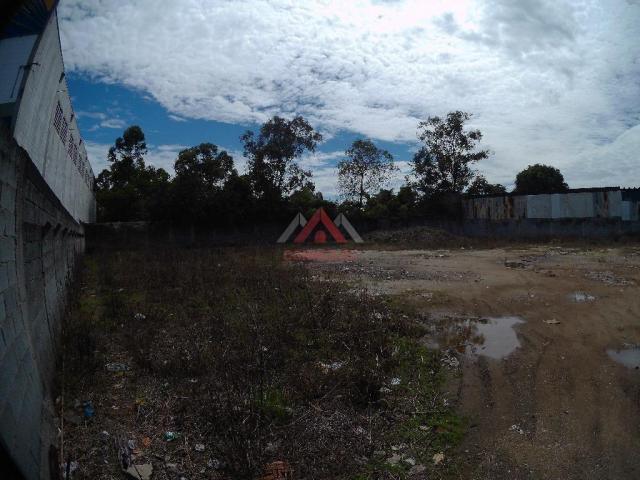Área comercial para locação em Suzano.