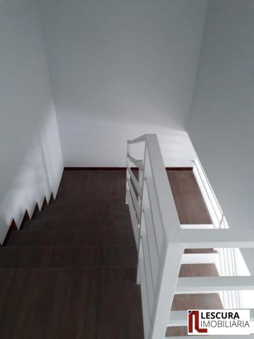 Ótimo sobrado no mondesir - Foto 8