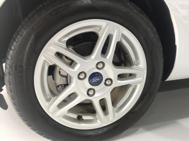 Ford New Fiesta Hatch SEL 1.6 AUT - Foto 20