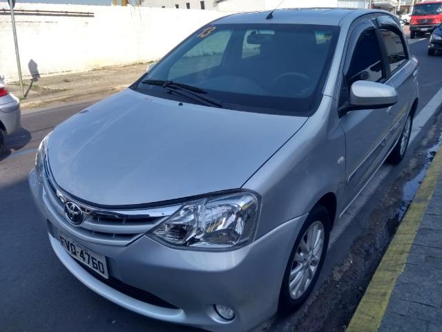 Etios 1.5 Completo 2014- Ótimo para Uber e 99 - Foto 4