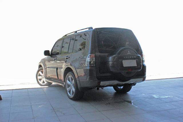 Mitsubishi Pajero Full Hpe 3.2 Diesel 2013 Blindado Nível IIIA V1 - Foto 9