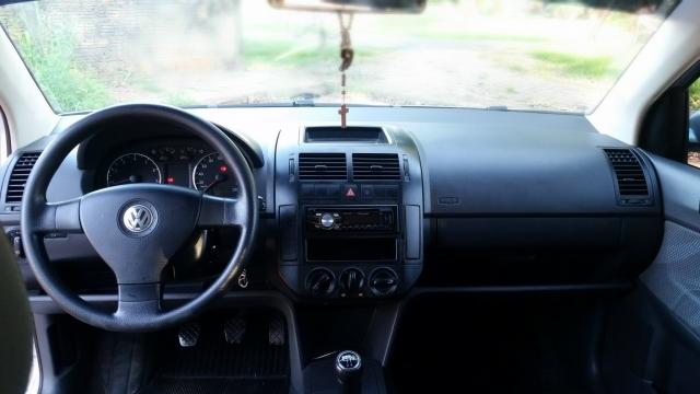 VOLKSWAGEN POLO SEDAN 2010/2011 1.6 8V GASOLINA 4P MANUAL - Foto 9