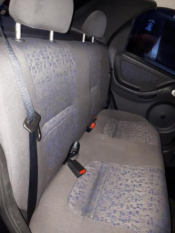 Celta spirit 1.0 super unico dono muito novo - Foto 14