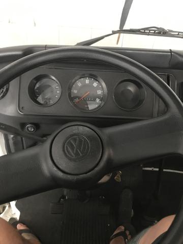 Kombi 2001 rebaixada - Foto 5