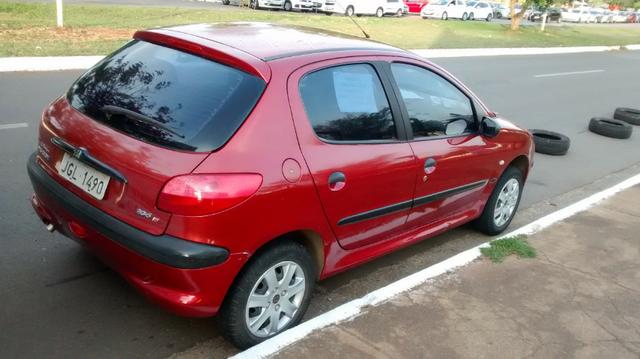 Peugeot 206 impecável,particular com procedência provada por nota fiscal, manual e doc