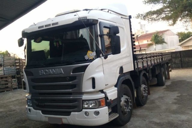 VENDO CAMINHÃO P310 BITRUCK