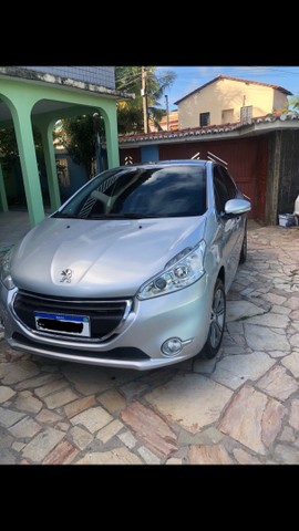PEUGEOT 208 GRIFFE