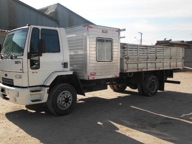 FORD CARGO 1317