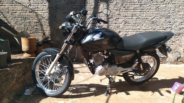 MOTO 150 2008 COMPLETA