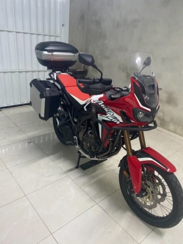 HONDA AFRICA TWIN 2020 COM 1800KM