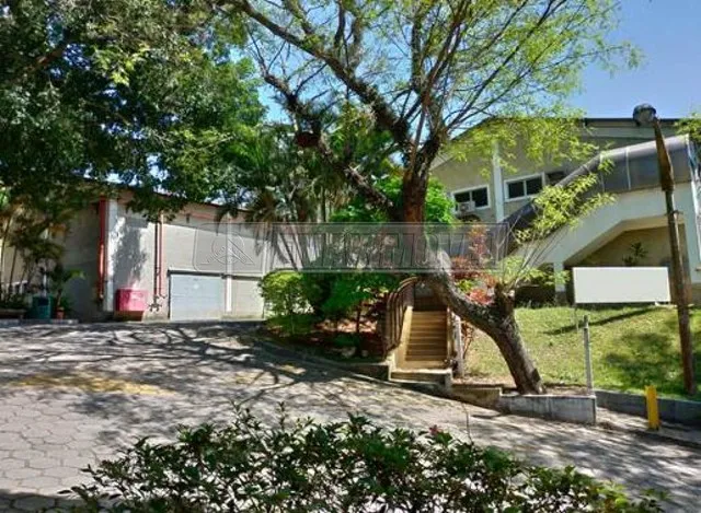 Galpão em Condomínio em Alumínio