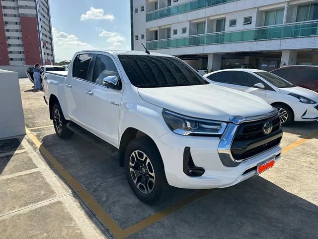 HILUX SRX 2.8 4x4  DIESEL 2023