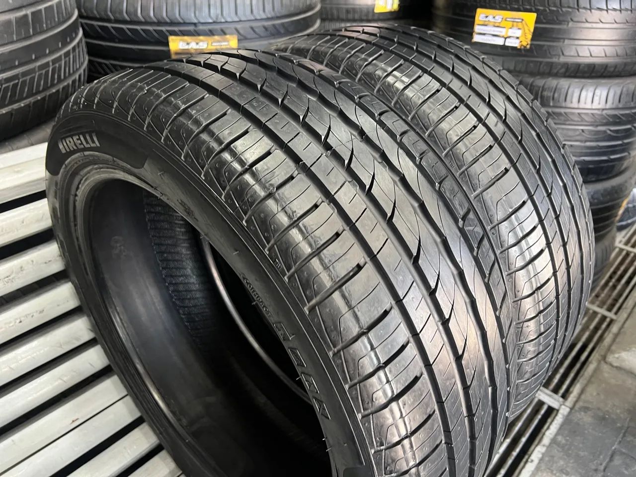 Par de Pneus 215/45/17 Pirelli R$849,00 / Pneu 215/45R17 - Foto 4