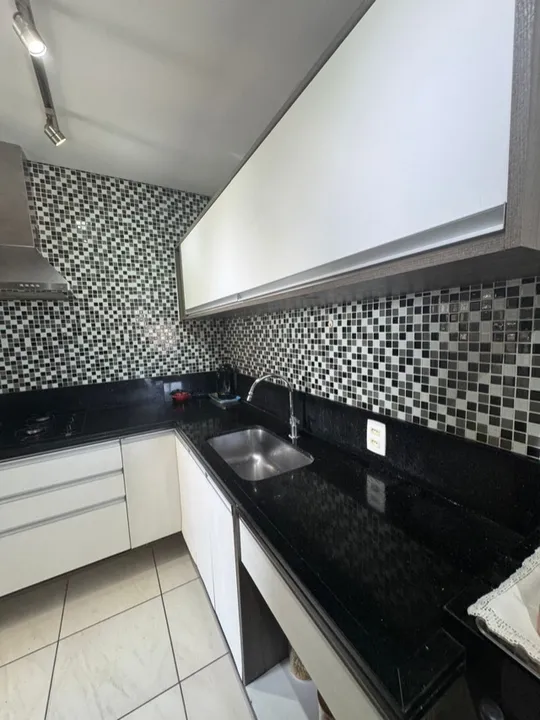 Excelente cobertura duplex muito bem localizada na Av Abel Cabral com 151 metros