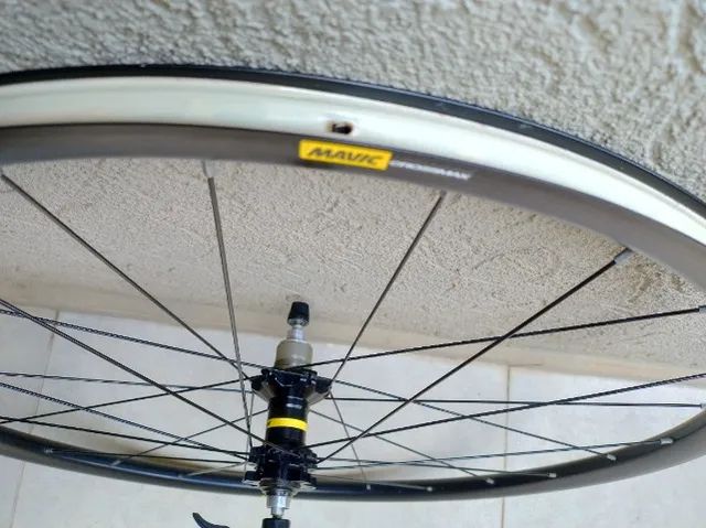 Roda Traseira Mavic Crossmax 29 Disc 6 furos Eixo Passante 142mm - Foto 2