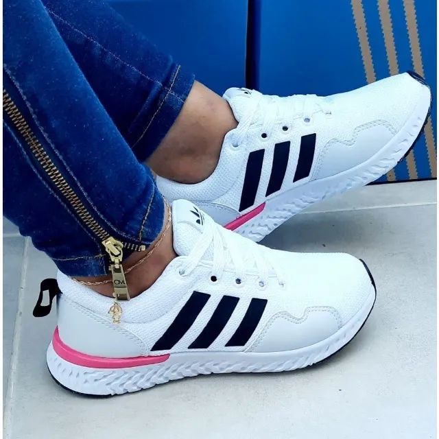Tenis Adidas branco e rosa