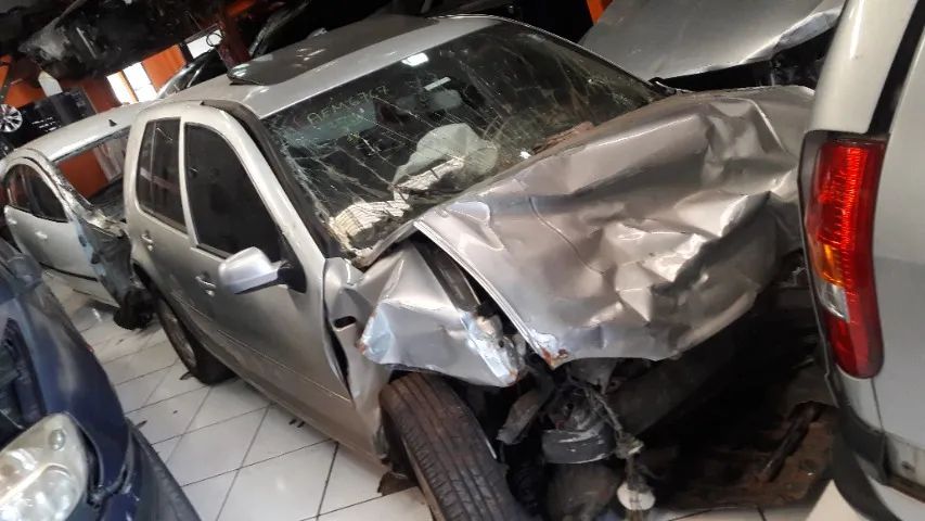 Sucata Golf 2001 Para Retirada de Peça - Foto 4