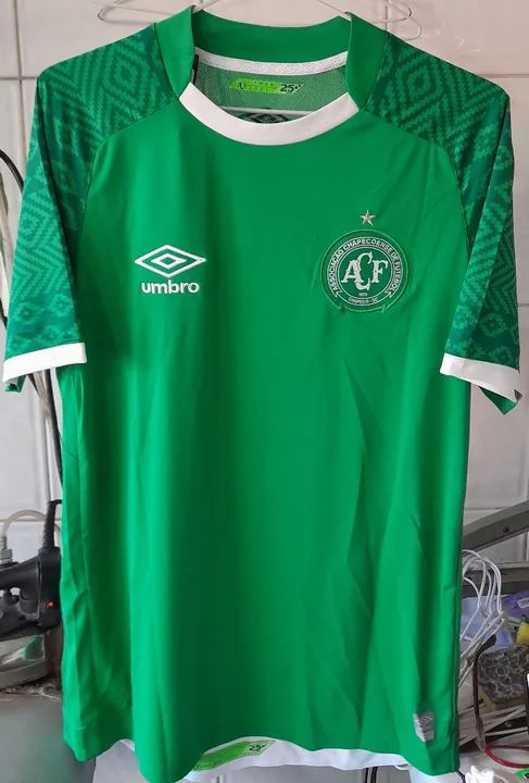 CAMISA CHAPECOENSE UMBRO EDICAO ESPECIAL 25 ANOS 1996 2021 NOVA FRETE GRATIS