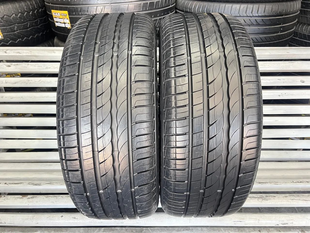 Par de Pneus 215/45/17 Pirelli R$849,00 / Pneu 215/45R17 - Foto 5