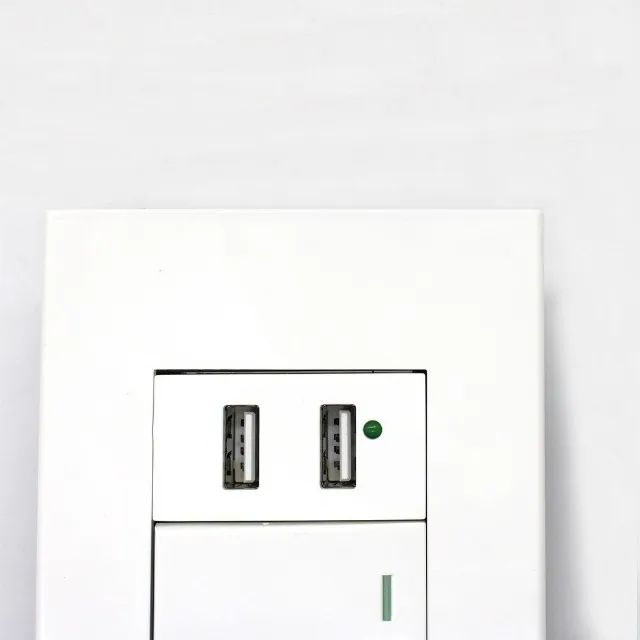 Interruptores De Parede Com 2 Entradas Usb - Foto 5