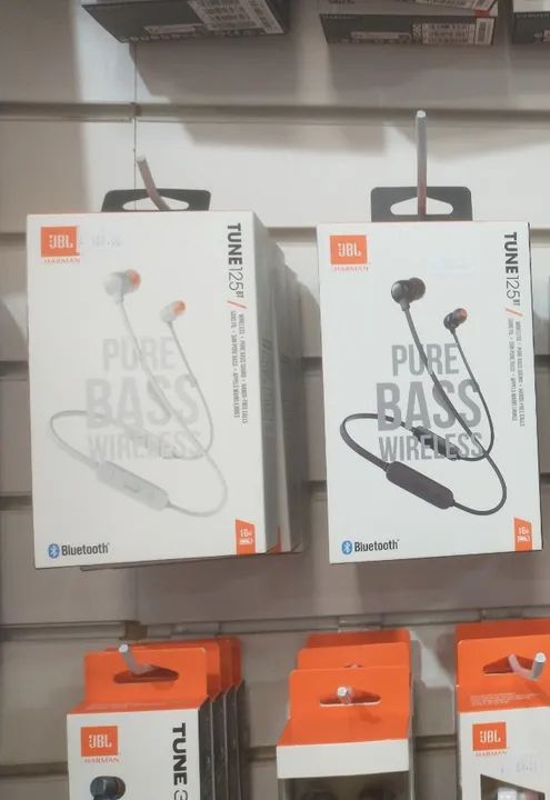 Fones de Ouvido JBL Tune 125BT - Intra-Auriculares Bluetooth de Alta Qualidade