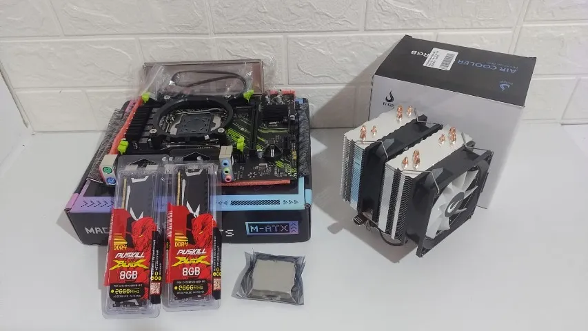 KIT Intel Xeon 2680v4 14 nucleos/ 28 Threads + 16gb ddr4 + Cooler RGB