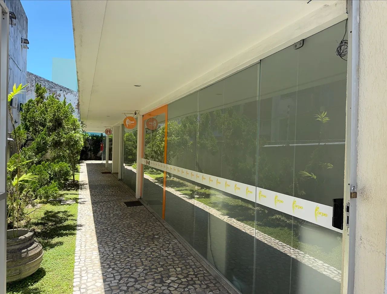 Galeria - Prédio Comercial - Bairro São José - 8 salas - Foto 3