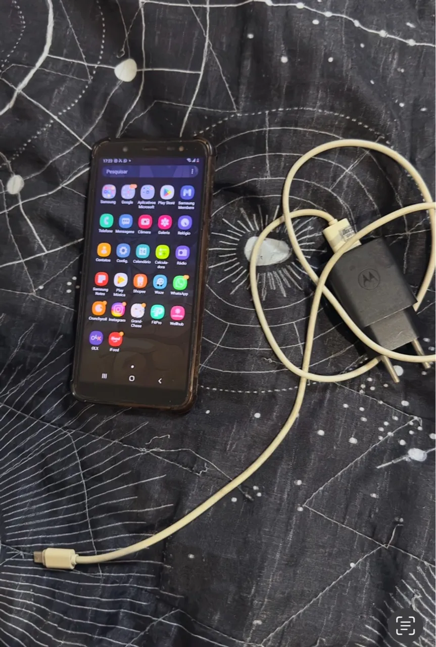 Celular Samsung j8