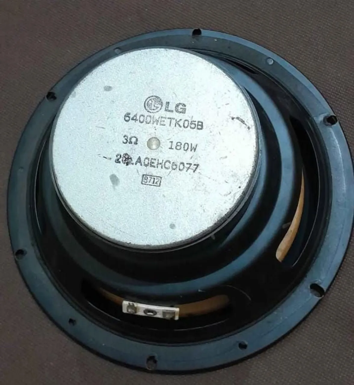 Alto-falante LG 180W 8 polegadas