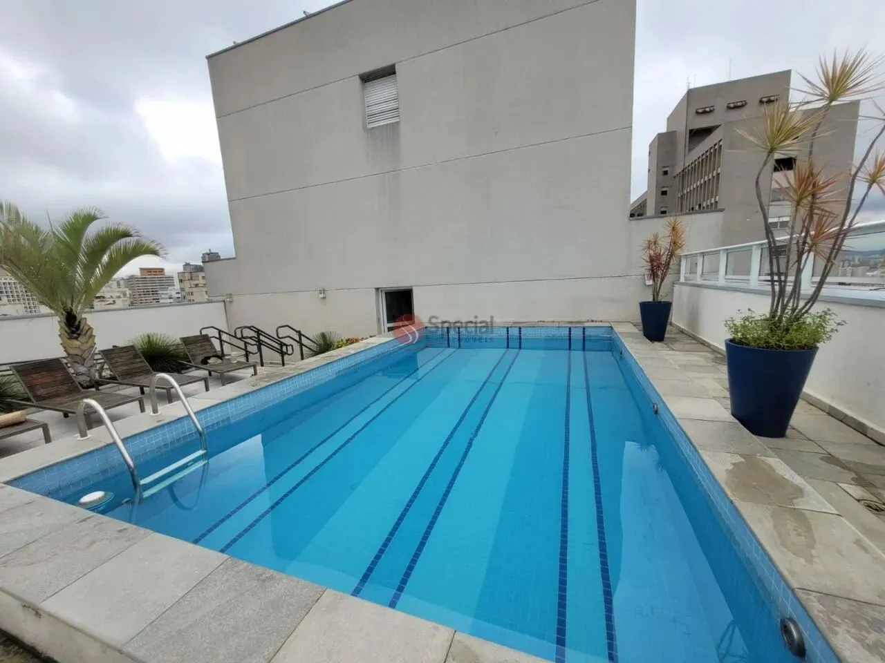 Apartamento no Centro de São Paulo, 1 dormitório, 1 vaga.
